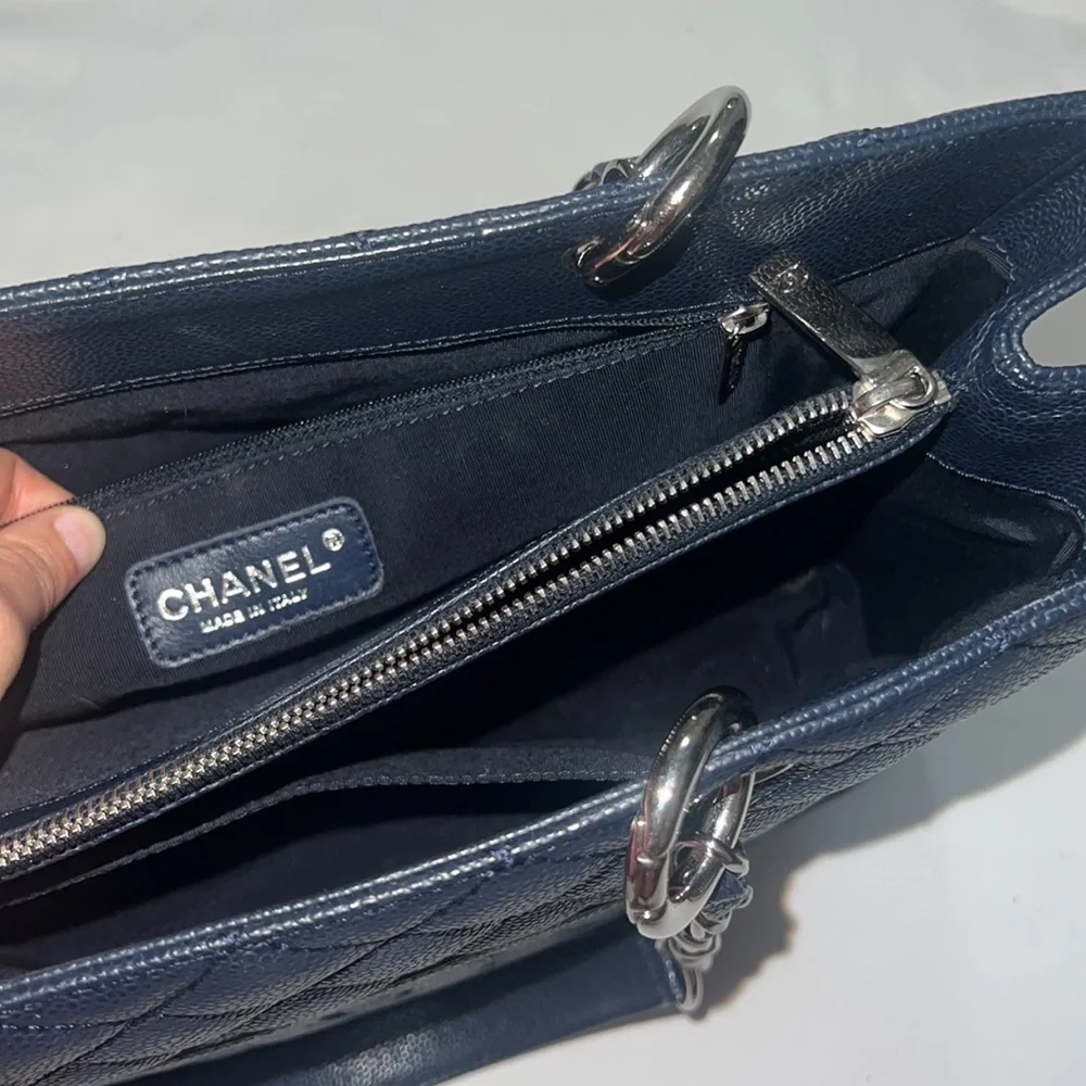 CHANEL Grand Shopping Tote Navy Blue Caviar Leather Shoulder Bag GST - Picture 4 of 10